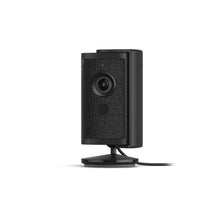 Nero:Ring Indoor Cam 4K nera su sfondo nero